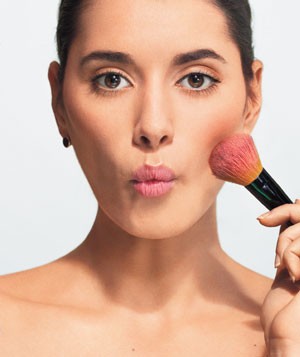 kesalahan makeup © 2016 brilio.net