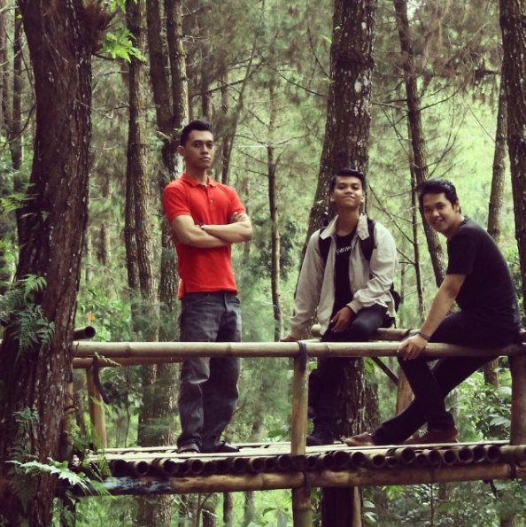 top selfie Pinusan © 2016 brilio.net top selfie Pinusan © 2016 brilio.net