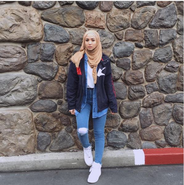 jeans hijab © 2016 brilio.net jeans hijab © 2016 brilio.net