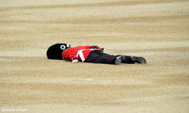 foto editan prajurit pingsan 1-16 © 2016 brilio.net foto editan prajurit pingsan 1-16 © 2016 brilio.net