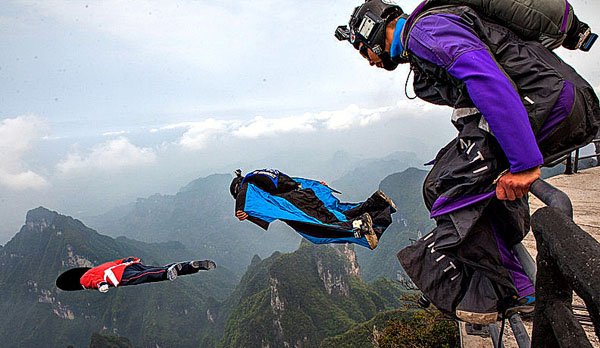 foto editan prajurit pingsan 1-16 © 2016 brilio.net foto editan prajurit pingsan 1-16 © 2016 brilio.net