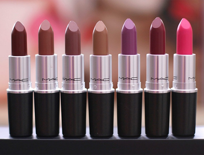 Ladies, ini 10 pilihan lipstik matte tahan lama yang bisa kamu coba