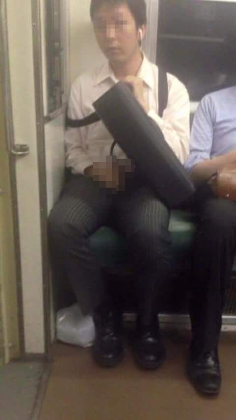 tingkah konyol orang Jepang © 2016 brilio.net tingkah konyol orang Jepang © 2016 brilio.net