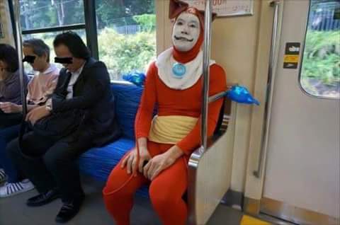 tingkah konyol orang Jepang © 2016 brilio.net tingkah konyol orang Jepang © 2016 brilio.net