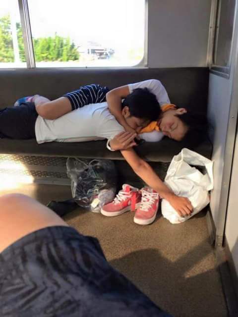 tingkah konyol orang Jepang © 2016 brilio.net tingkah konyol orang Jepang © 2016 brilio.net