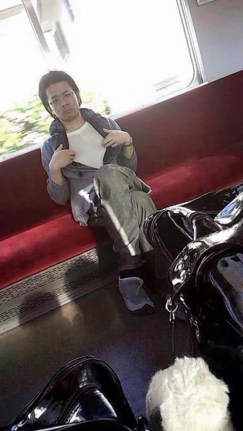 tingkah konyol orang Jepang © 2016 brilio.net tingkah konyol orang Jepang © 2016 brilio.net