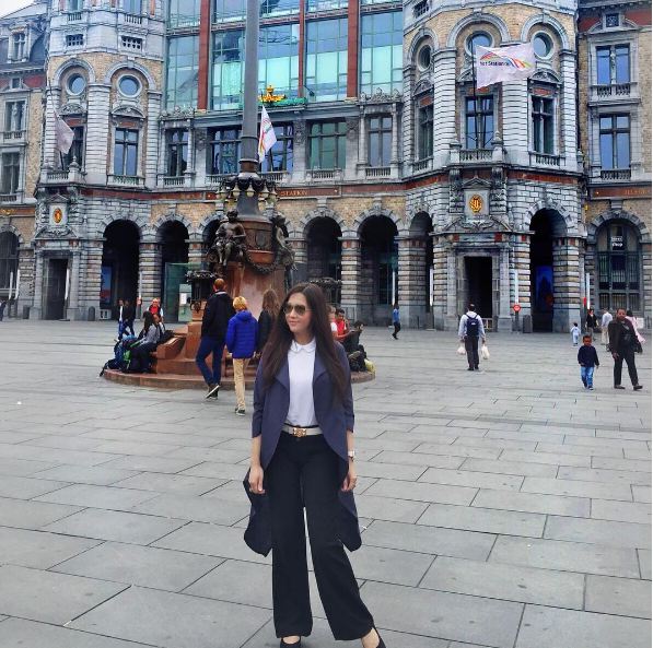 liburan Maia © 2016 brilio.net liburan Maia © 2016 brilio.net