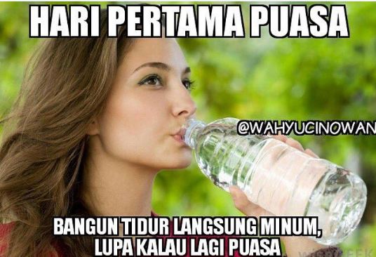 13 meme lucu batal puasa © 2016 brilio.net