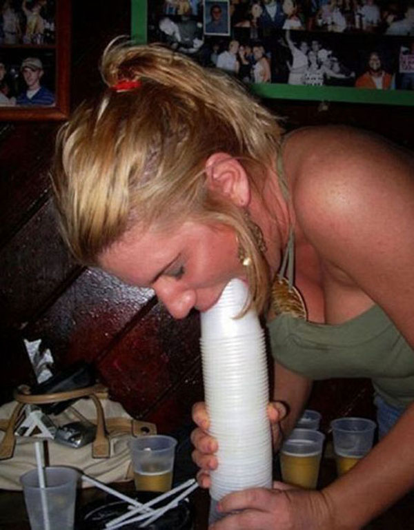 15 Aksi cewek bermulut super lebar ini dijamin bikin kamu melongo!