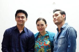 Deva Mahendra, sukses perankan Cakra di film Sabtu Bersama Bapak