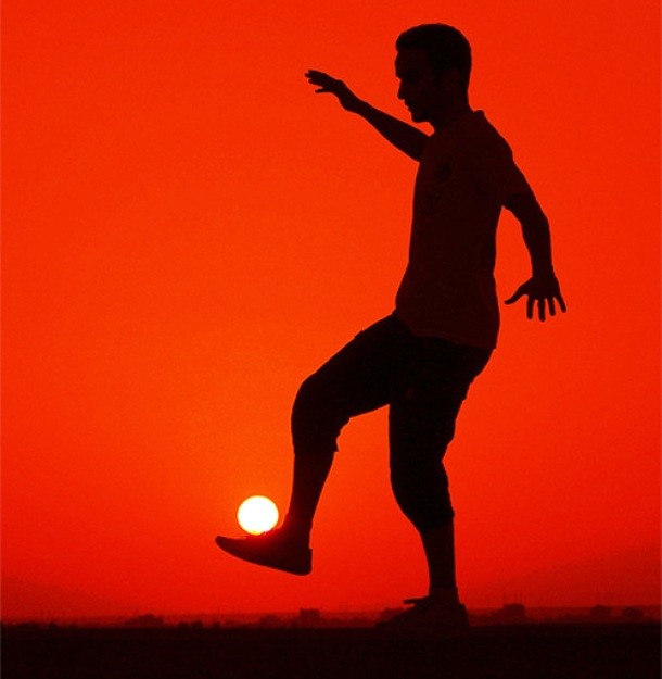 25 Pose gokil di pantai © 2016 brilio.net 25 Pose gokil di pantai © 2016 brilio.net