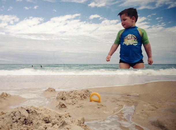 25 Pose gokil di pantai © 2016 brilio.net 25 Pose gokil di pantai © 2016 brilio.net