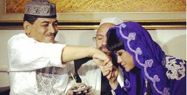 Hari ayah artis  © 2016 brilio.net Hari ayah artis  © 2016 brilio.net