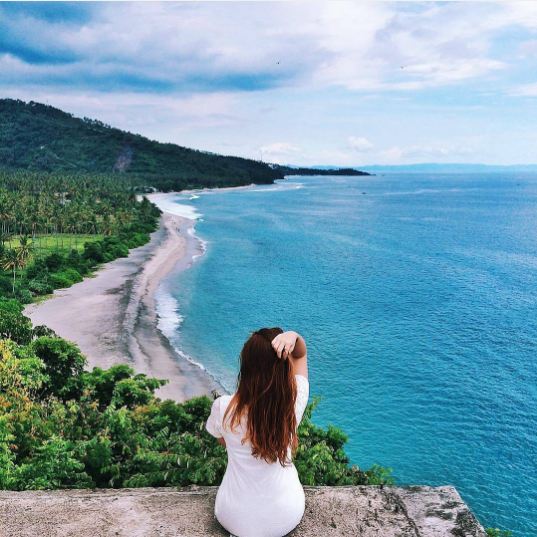 birunya pantai di lombok 1-16 © 2016 brilio.net