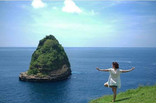 birunya pantai di lombok 1-16 © 2016 brilio.net
