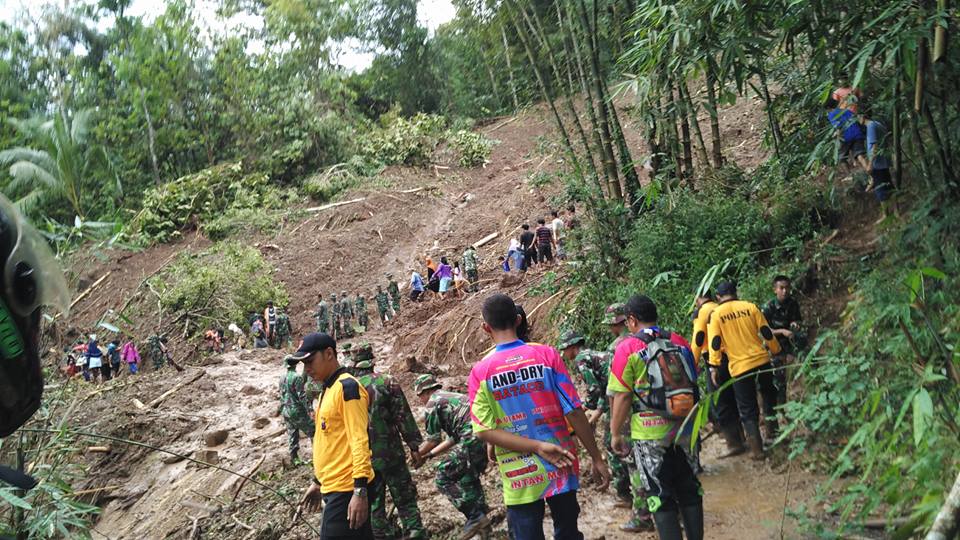 Banjir Purworejo © 2016 brilio.net