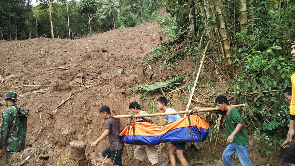 Banjir Purworejo © 2016 brilio.net