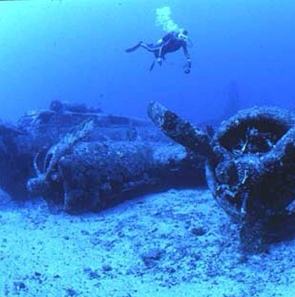 bangkai pesawat © 2016 brilio.net bangkai pesawat © 2016 brilio.net