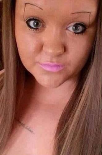 20 Desain alis aneh bikin malas buat menirunya, ya nggak?