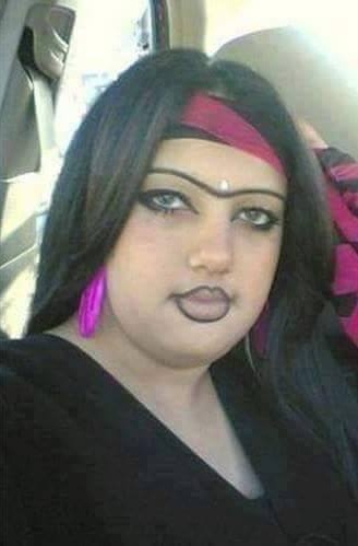 desain alis aneh © 2016 brilio.net