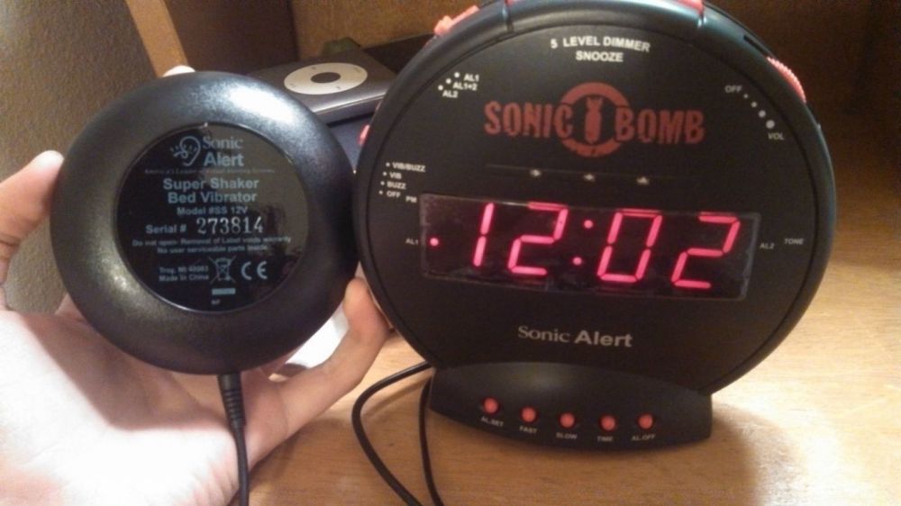 Alarm bangun pagi © 2016 brilio.net Alarm bangun pagi © 2016 brilio.net