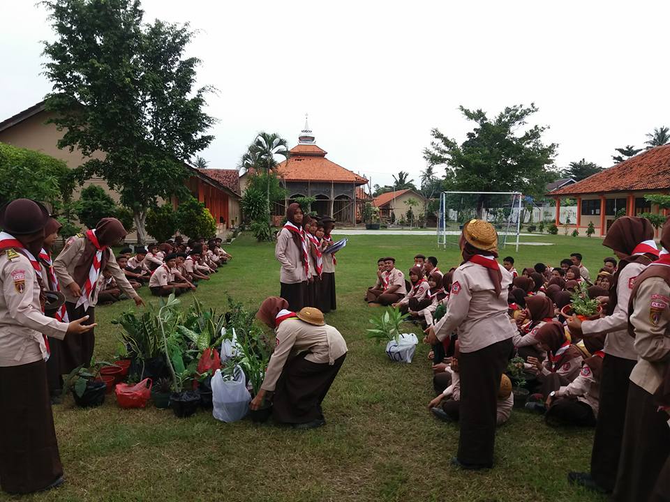 SMA 1 Sragi © 2016 brilio.net SMA 1 Sragi © 2016 brilio.net