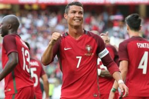 Ronaldo tak berhenti membuat rekor, di babak 16 besar apalagi ya?