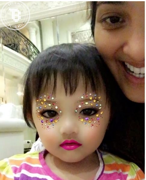 Arsy Snapchat © 2016 brilio.net  Arsy Snapchat © 2016 brilio.net