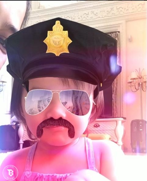 Arsy Snapchat © 2016 brilio.net  Arsy Snapchat © 2016 brilio.net