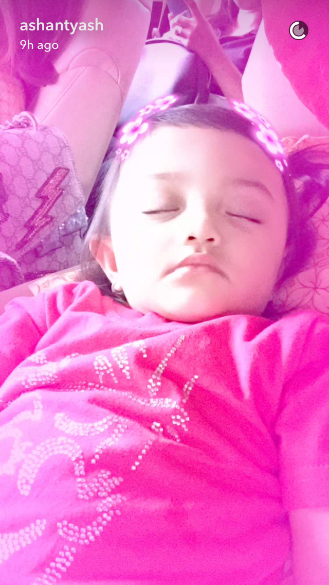 Arsy Snapchat © 2016 brilio.net  Arsy Snapchat © 2016 brilio.net