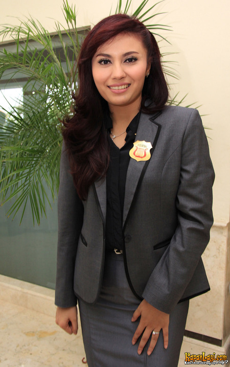 artis cantik magister © 2016 brilio.net artis cantik magister © 2016 brilio.net