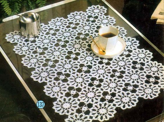 taplak meja lebaran © 2016 brilio.net