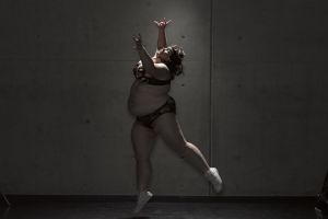 10 Foto ini buktikan dancer yang keren nggak harus selalu langsing