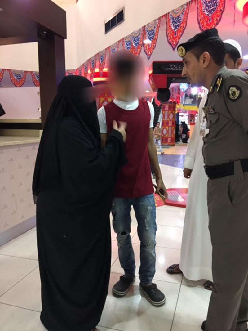 Berpakaian tak Islami di Kota Mekkah, pendatang diamankan polisi Saudi
