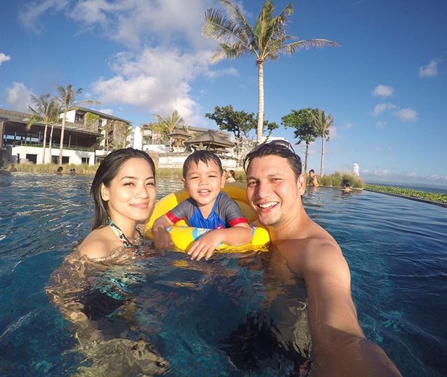 artis pacaran lama © 2016 brilio.net