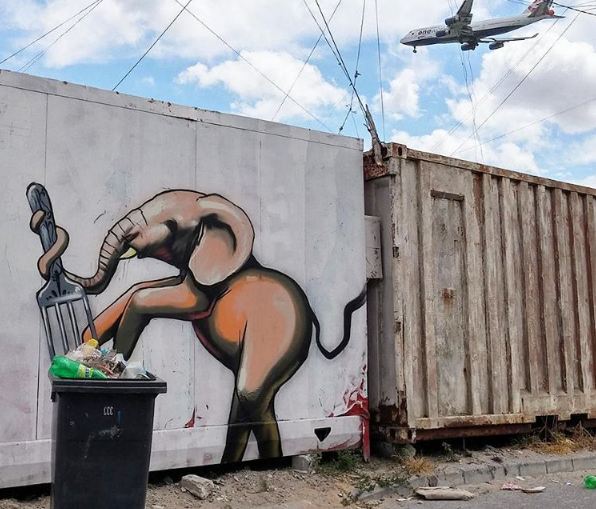 mural tema gajah unik © 2016 brilio.net