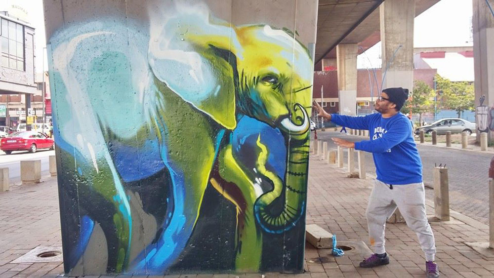 mural tema gajah unik © 2016 brilio.net