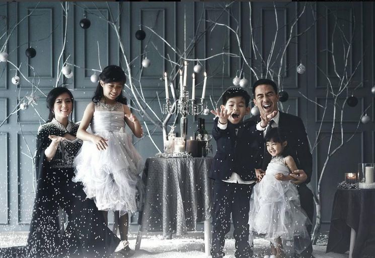 Family Joe Taslim © 2016 brilio.net