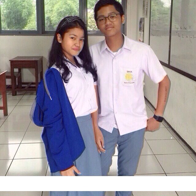 pacar azriel © 2016 brilio.net pacar azriel © 2016 brilio.net