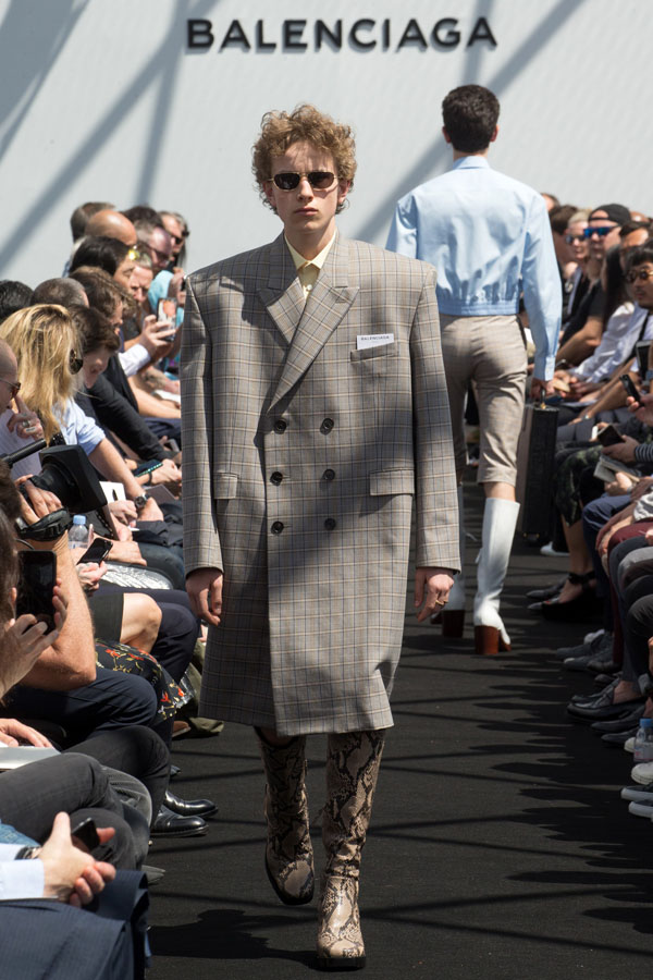 Jas Absurd © 2016 brilio.net