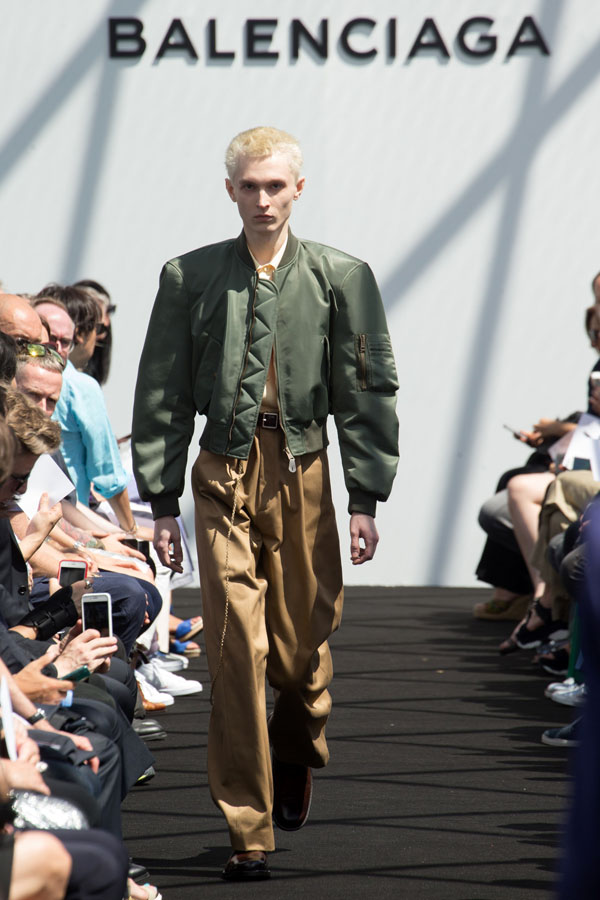 Jas Absurd © 2016 brilio.net