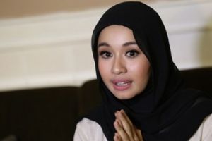 Meski pacaran lama, jalinan kasih Bella dan 5 cowok ini tetap kandas