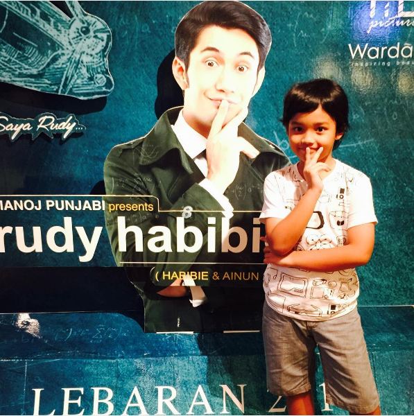 Bima Azriel © 2016 brilio.net Bima Azriel © 2016 brilio.net