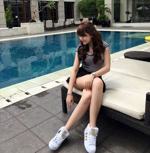 winnie putri lubis kini rajin berhijab © 2016 brilio.net winnie putri lubis kini rajin berhijab © 2016 brilio.net