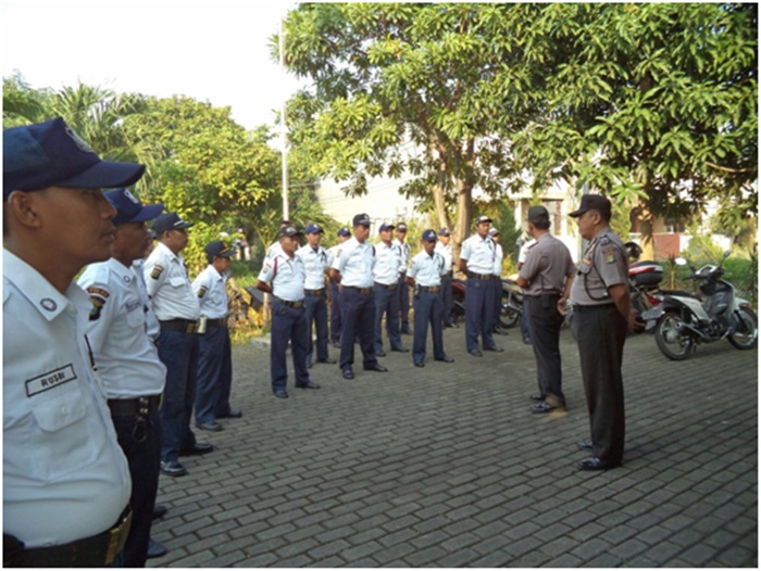 profesi tidak libur Istimewa profesi tidak libur Istimewa