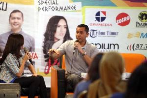 Kenalin Ferdiriva, dokter mata yang juga penulis novel komedi