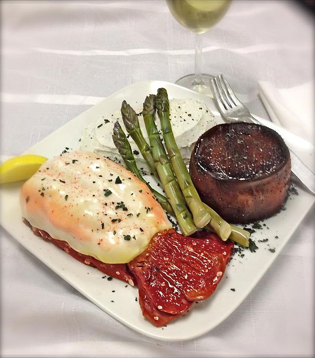 kue mirip makanan lain  © 2016 brilio.net