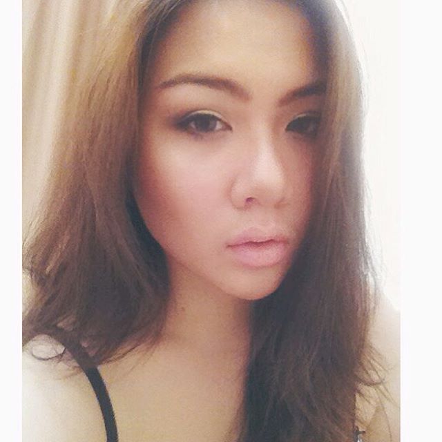 Cindy Cenora, penyanyi cilik 'Aku Cinta Rupiah' kini seksi menggoda!