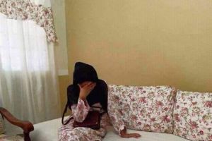 Gamis mahal-mahal coraknya mirip gorden, wanita ini banjir komentar