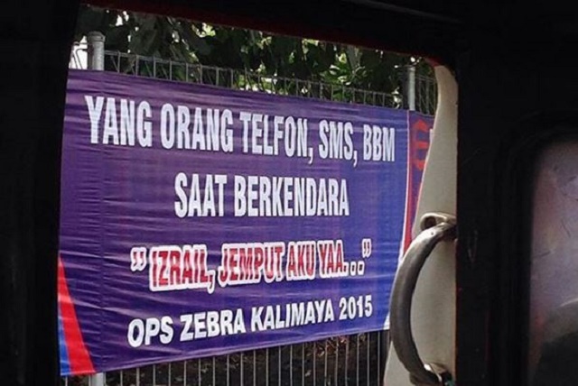 10 Spanduk dari kepolisian ini lucu deh tapi ada benarnya 10 Spanduk dari kepolisian ini lucu deh tapi ada benarnya